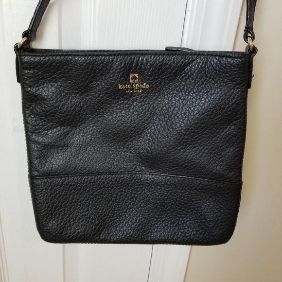 kate spade Handbags - Kate Spade Black Leather Crossbody